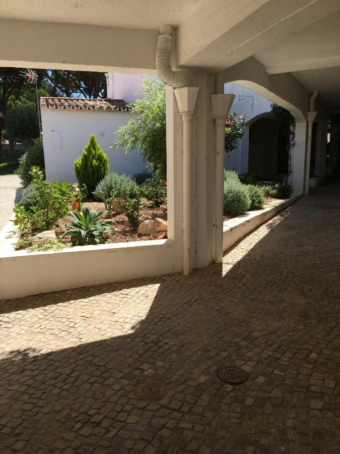 Estúdio tranquilo praia da Falésia Albufeira Extérieur photo